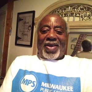 Meet your Posher, Josephat